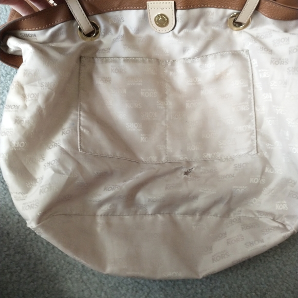 Michael Michael Kors Leather Bag - Picture 16 of 16